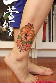 女孩的腿流行簡單鏡子紋身圖案