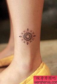 Små färska ben kreativa Huateng tatuering fungerar
