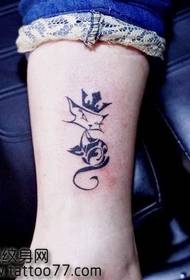 Ẹwa ẹsẹ ẹlẹwa wuyi totem cat tattoo tattoo