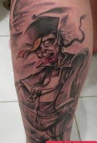 patrón de tatuaje de zombies nas pernas
