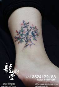 voet kleur klein vers leven boom Tattoo patroon