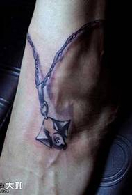 patrón de tatuaje de cadena de pie