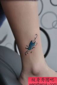 dívky nohy Pěkný motýl tetování vzor