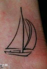 Modello del tatuaggio dell'ancora barca del piede