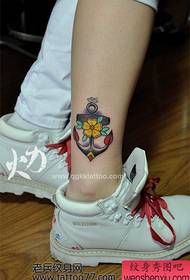 noha populární dobře vypadající železné kotvy tetování vzor