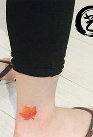 adatto per il tatuaggio alla caviglia delle ragazze Tatuaggio di Shenyang 48103 - Modello di tatuaggio per piccoli pesci con macchie di inchiostro