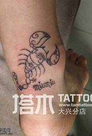 kulkšnies Skorpionas tatuiruotė pincetas tatuiruotė modelis