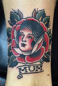 tatuaggio bambina sulla caviglia