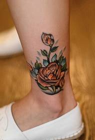 漂亮脚踝唯美好看的彩色玫瑰花纹身图图片