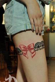 tjej ben populära sexiga bow spets tatuering mönster