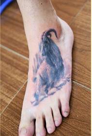 όμορφο εσώρουχο Καλή εμφάνιση εικόνα πρότυπο τατουάζ αντιλόπη