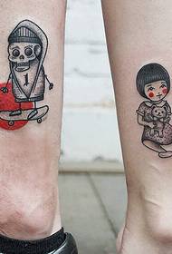 tatuaż kreskówka para cute tatuaż pod stopą