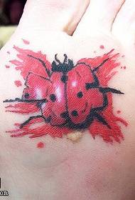 foot ink seven-star ladybug tattoo pattern