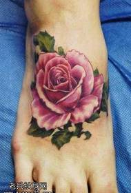 pye woz modèl tatoo