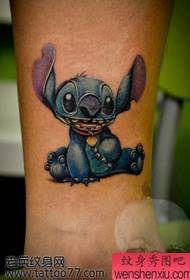 modello di tatuaggio bambola gamba cartone animato