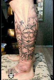 Cartoon Lucky Cat Tattoo Pattern
