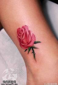 modello di tatuaggio di spine di fuoco calde rosa