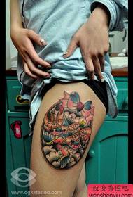 Girls' legs are popular with beautiful little swallows and bow tattoos