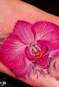 पैर गुलाबी फूल टैटू पैटर्न