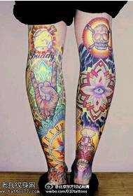 домаћи узорак тетоважа ногу у боји