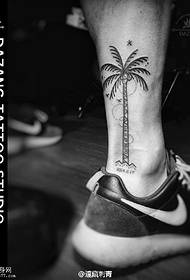 щиколотка Невеликий візерунок татуювання кокосового дерева