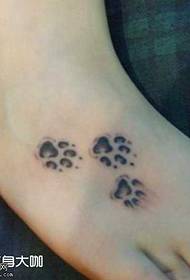 foot bear tattoo pattern