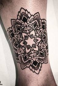 crna siva cvjetni uzorak tetovaže gležnja