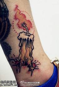 Ρεαλιστική ρεαλιστική μοτίβο τατουάζ κεριών