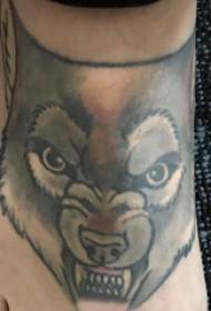 Татуировка с изображением бейла на поднятой картинке с изображением животного
