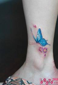 唯美蓝色蝴蝶脚踝纹身图片