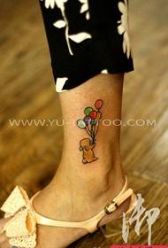 caviglia da donna Simpatico tatuaggio conigli palloncini colorati