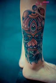 spalvotos medūzos blauzdos kūrybinės tatuiruotės paveikslėlis