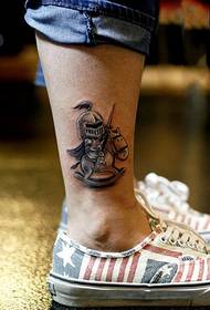 jodinėjimo žirgo riteris kūrybingas tatuiruotės paveikslėlis