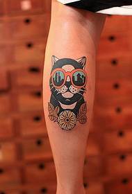 व्यक्तिमत्व चष्मा लहान काळा मांजर वासरू टॅटू चित्र