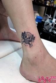 小 清新 skull 脚踝 Stampi di tatuaggi