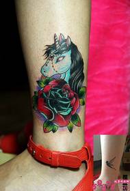 Isithombe se-Ankle iday unicorn imbali tattoo