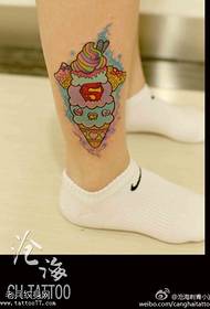 Hình xăm chân kem Superman màu