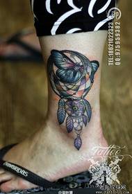Immagine del tatuaggio di acchiappasogni color caviglia