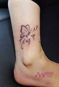 slika svjetla ya mali leptir tetovaža gležnja