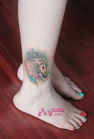 image de tatouage cheville belle licorne