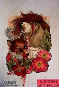 Farbige Fox Dog Flower Tattoo Manuskripte werden von Tätowierungen geteilt