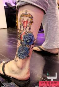 Fuß Farbe Sanduhr Rose Tattoos von Tattoo