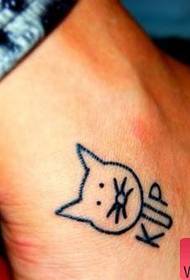 piccoli tatuaggi di gattini freschi