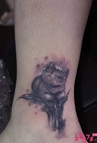 foto di tatuaggio carino caviglia gatto carino