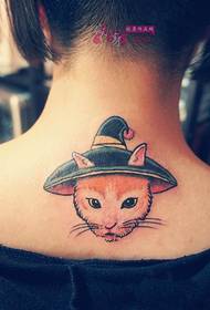 قبعة من القش الصغيرة لطيف القط ظهر الرقبة الوشم الصورة