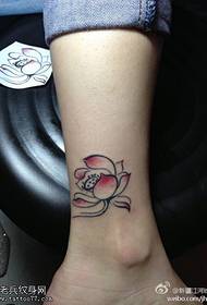 Lotus de tinta de color de turmell Patró de tatuatge