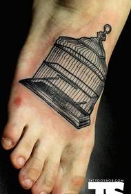 stopala kreativni tetovaža ptica rad