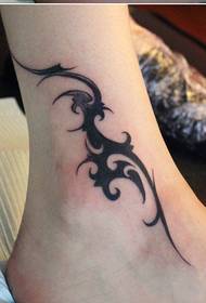 meisjes enkel mooie mode totem wijnstok tattoo patroon