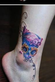 Fotos së tatuazhit për kyçin e këmbës me lule dielli