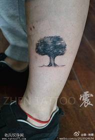 Patró de tatuatge en arbre de personalitat del peu